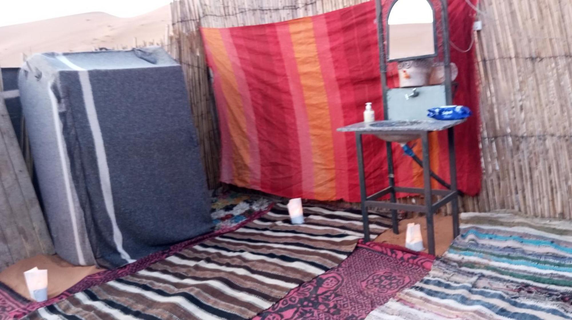 Отель Gambi Camp Adrouine Экстерьер фото