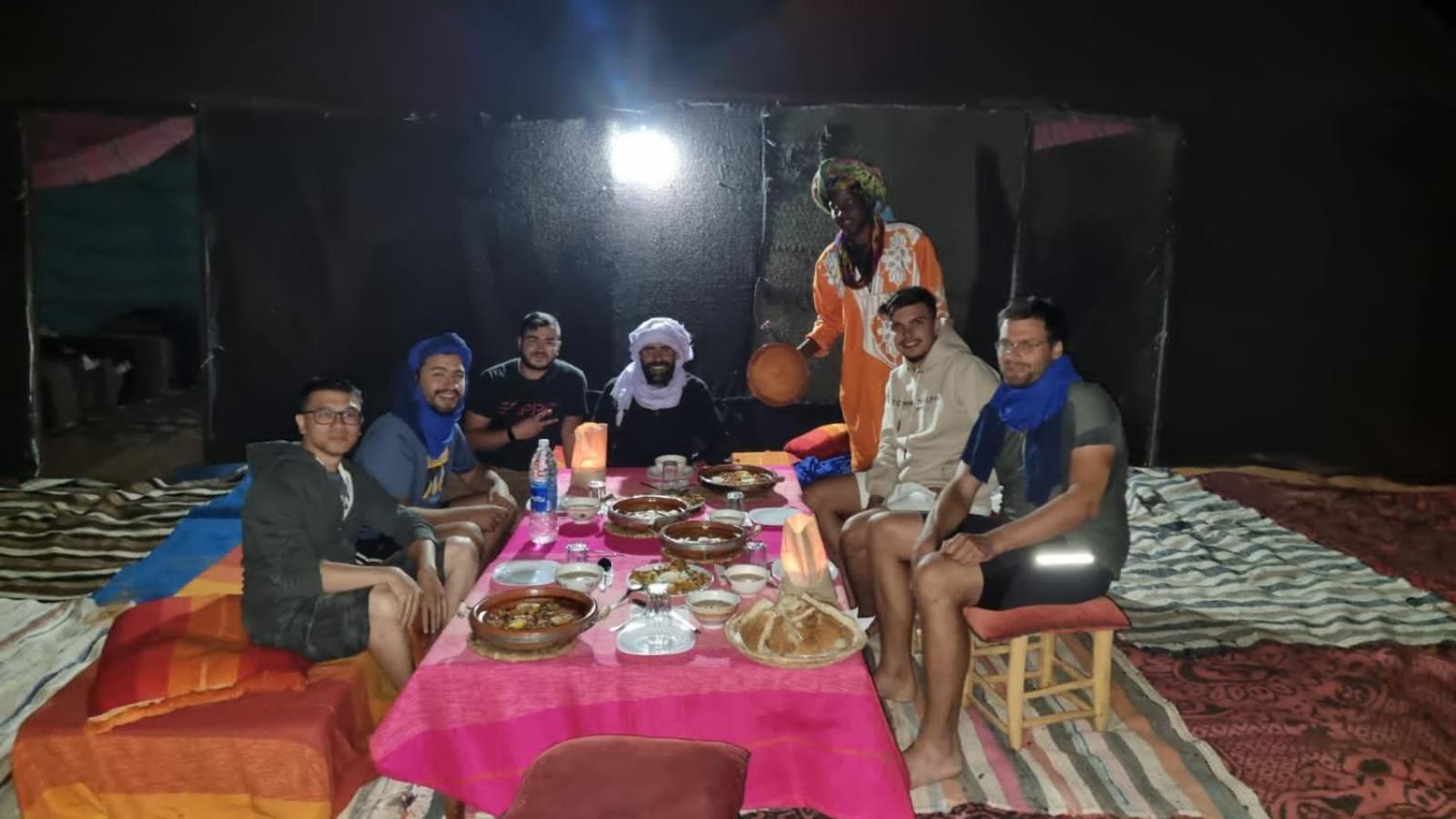 Отель Gambi Camp Adrouine Экстерьер фото